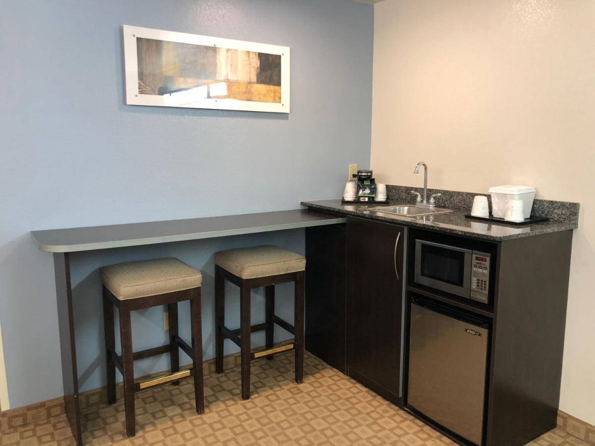 Microtel Inn & Suites By Wyndham Klamath Falls Esterno foto