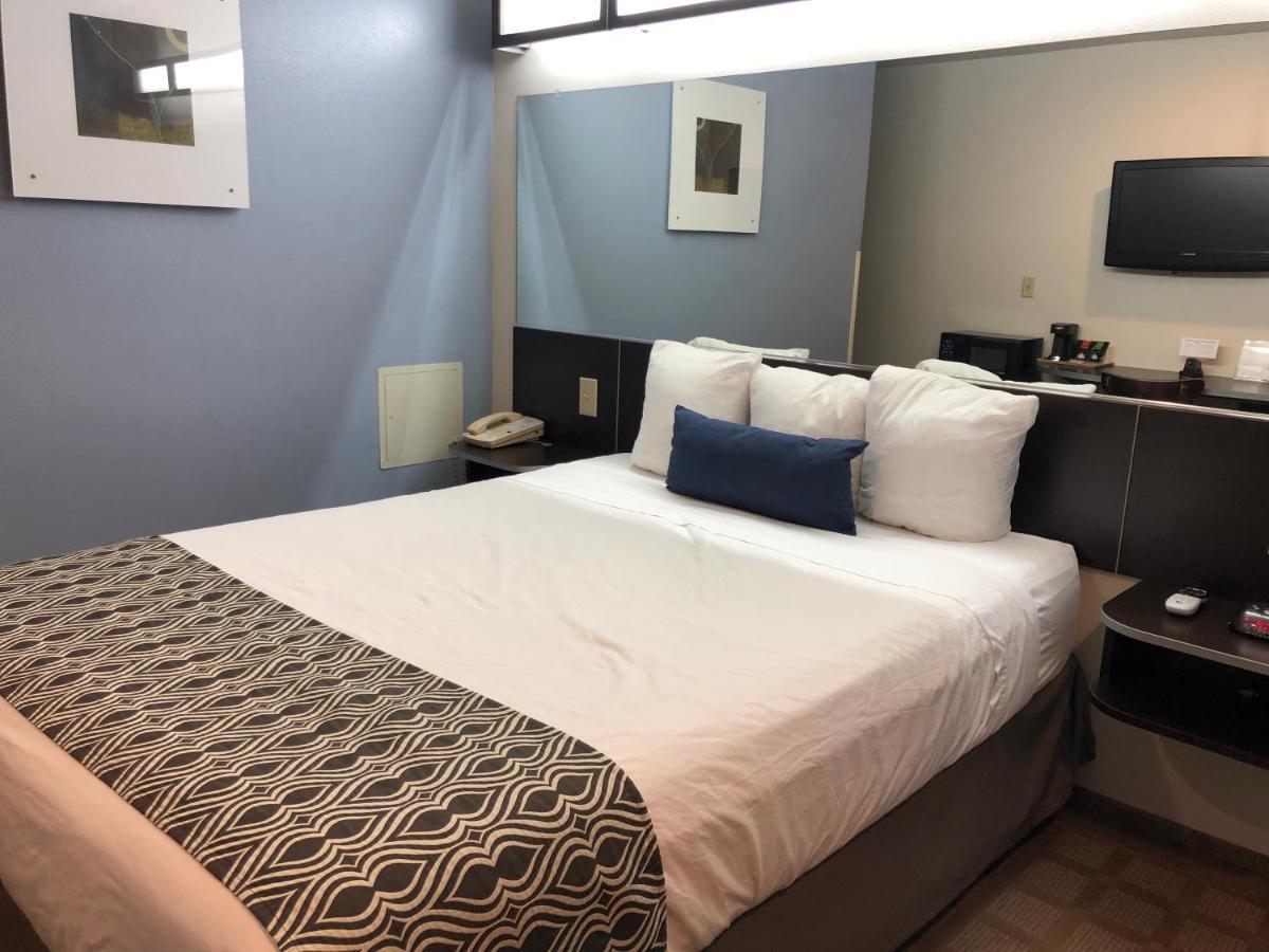 Microtel Inn & Suites By Wyndham Klamath Falls Esterno foto
