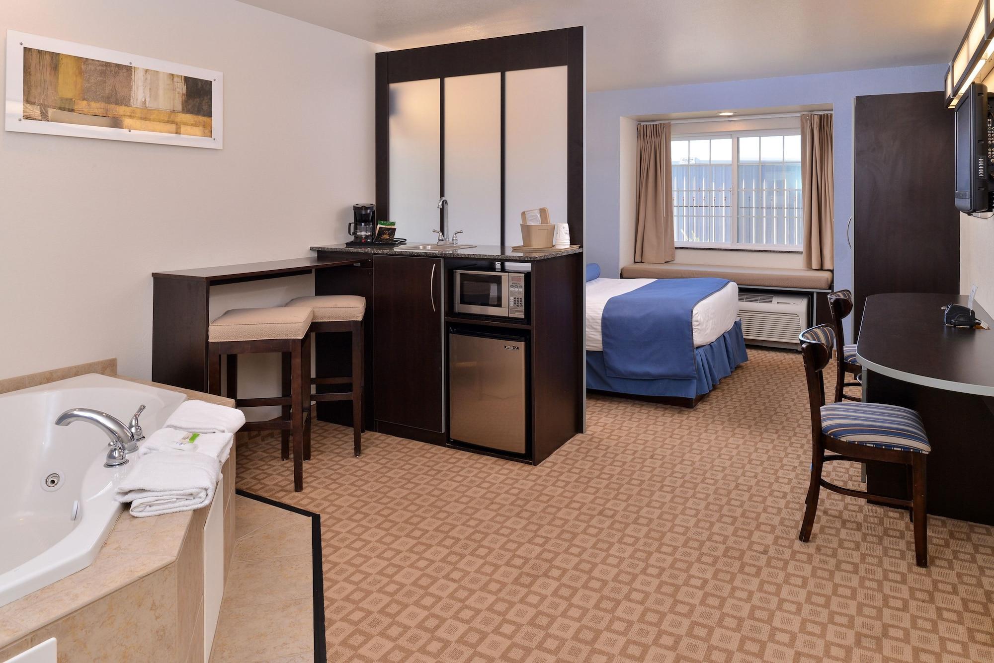 Microtel Inn & Suites By Wyndham Klamath Falls Esterno foto