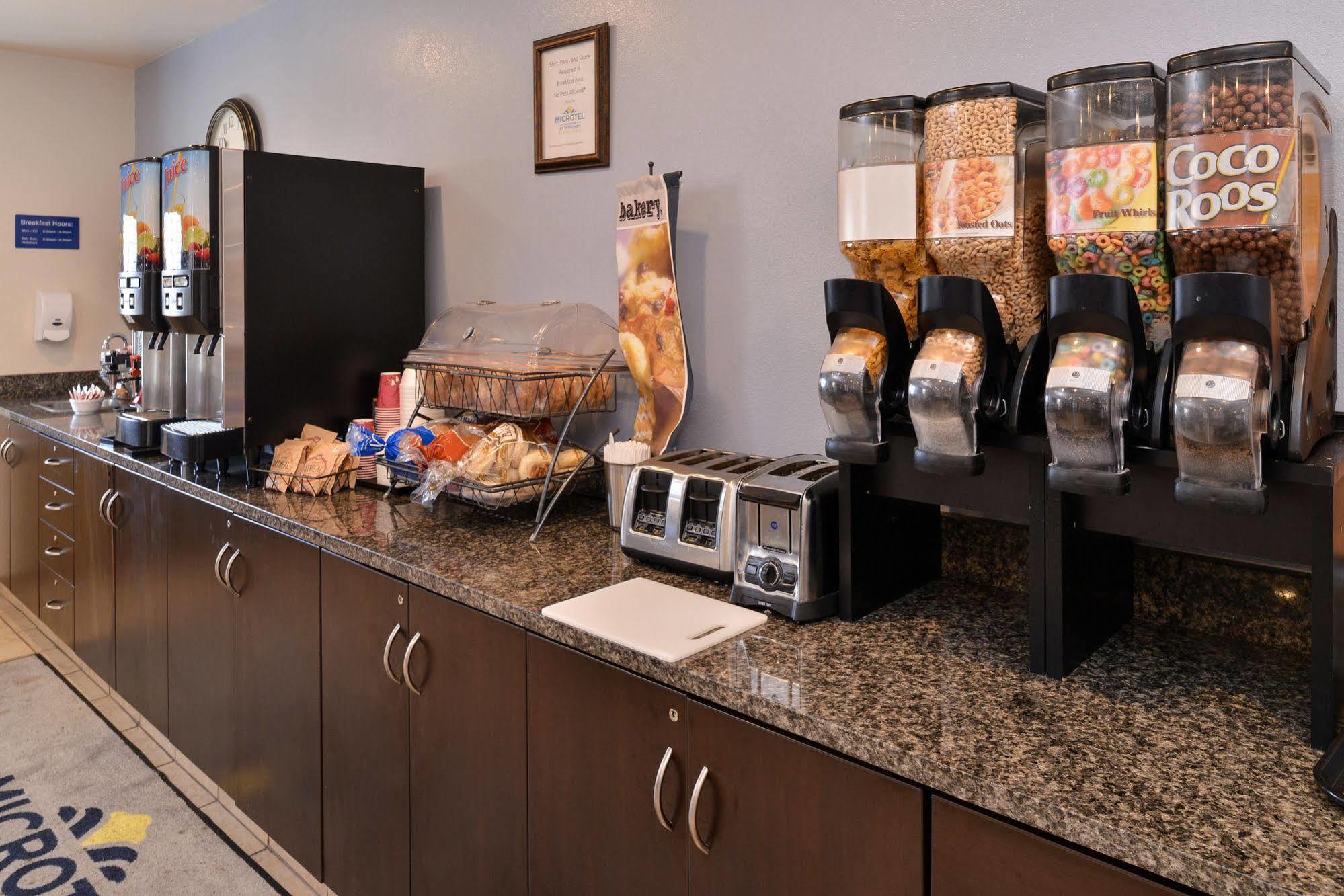 Microtel Inn & Suites By Wyndham Klamath Falls Esterno foto